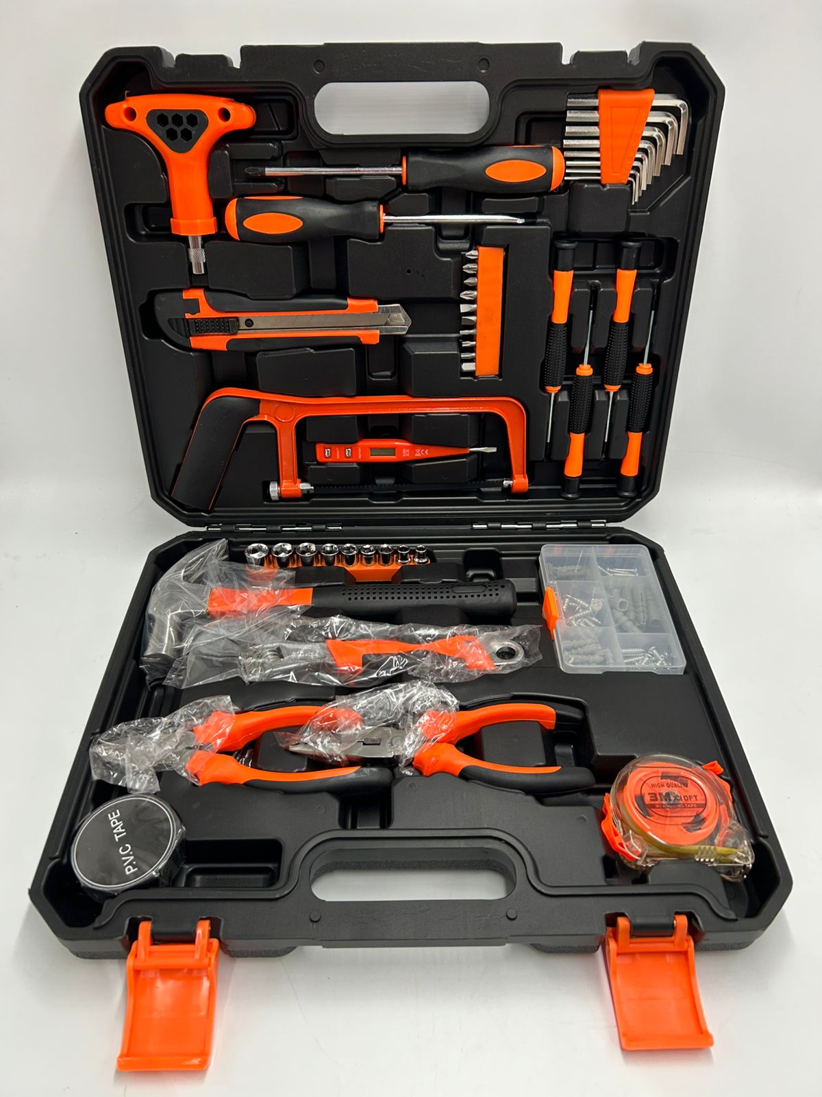 SET DE HERRAMIENTAS 104PZ 88104 (10 UND X CAJA)